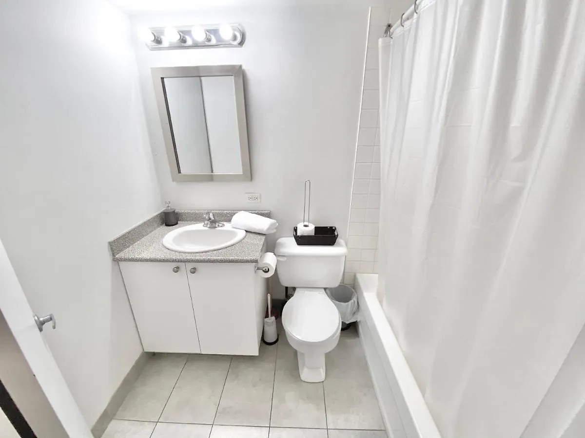Charlotte Aparthotel Montreal