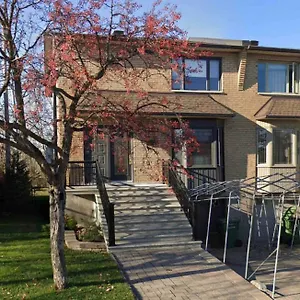 Bed & Breakfast Heaven Is A Place On Earth, Montréal